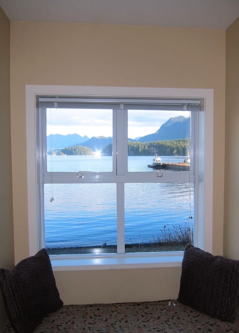 waters edge window seat!