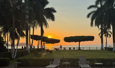 The view west from El Destino's beachfront pool and yard.