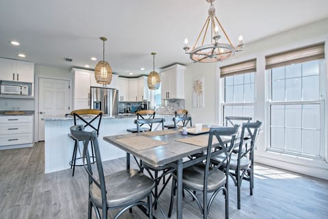 Dining Room (upper Unit)