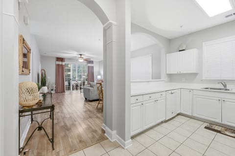 Entry to kitchen and living area.