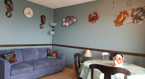 queen size sofa bed- table with 6 chairs