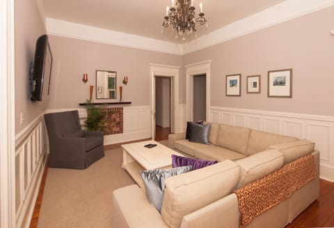 Relax at Pembroke Villa!