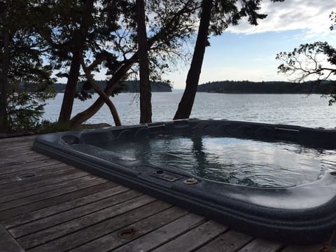 Hot tub with a stunning view of Westcott Bay