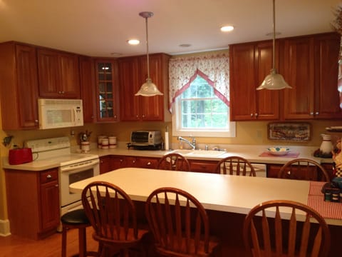 rental kitchen