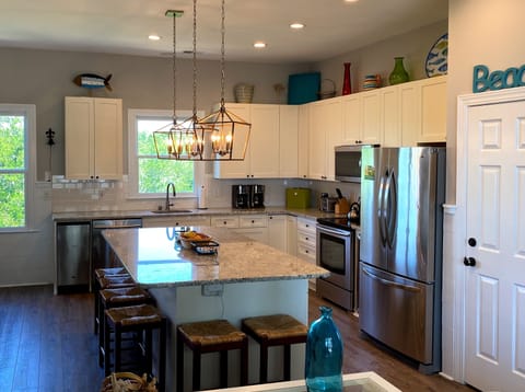 3rd Floor- Eat in kitchen 