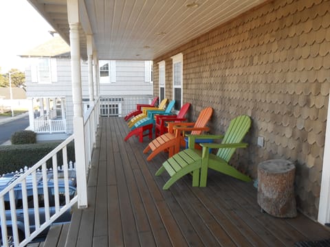 This deck wraps around the house and has an amazing view of the ocean