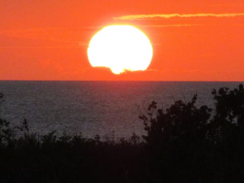 SUNSET VIEW FROM TIGERTAIL BEACH
