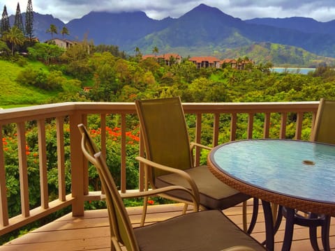 Lanai with stunning ocean and mountain views