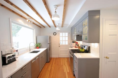 new kitchen with gas stove