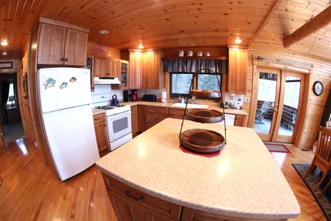 Main Level full kitchen