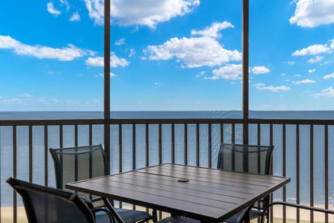 Balcony/Lanai directly overlooking the beach