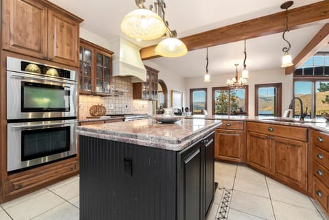 Lots of room for many chefs!