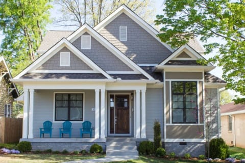 Great front porch for drinking coffee and relaxing!