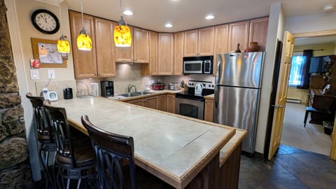 Beaver Creek West Condo #11 kitchen with breakfast bar