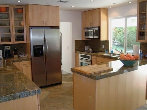 All new, fully loaded kitchen for those who love to cook 