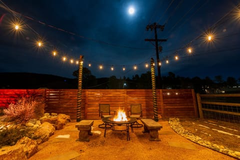 Hang out with friends or family and enjoy the views of Pikes Peak from the fire pit and outdoor lighting.