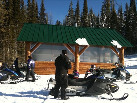 Warming Hut on Big Creek Baldy
