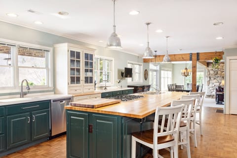 Light Filled Gourmet Kitchen