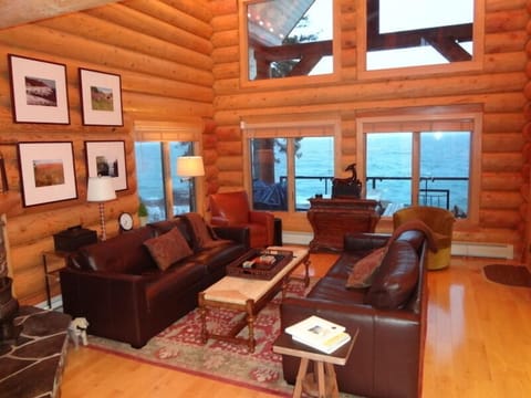 Great room has lots of space for conversation and watching the waves crash in!