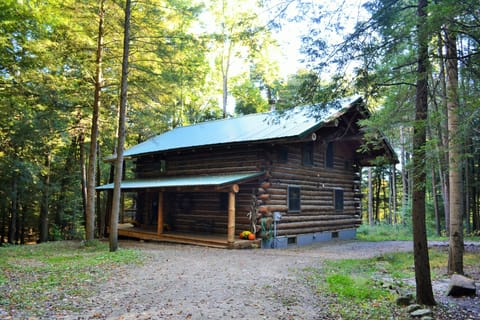 Located 1/2 mile from main road