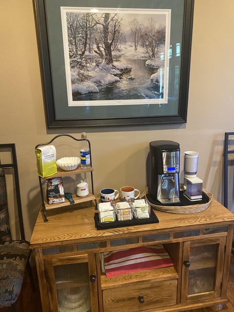Enjoy our coffee / tea bar!