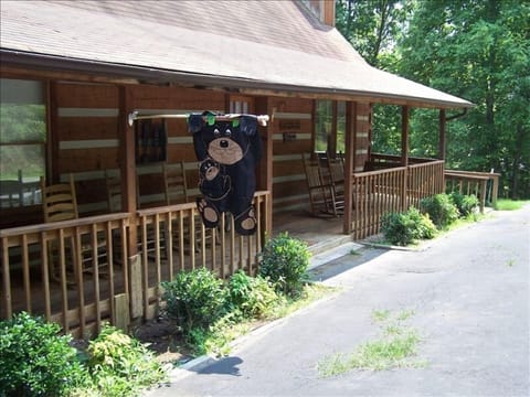 Welcome to Bear Creek Lodge! Come visit with us for fun, rest, and relaxation!