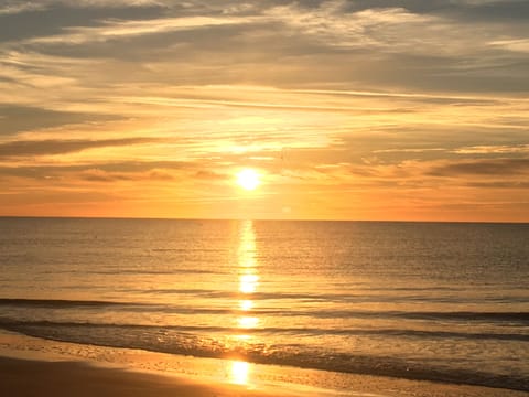 Sunrise never disappoints 