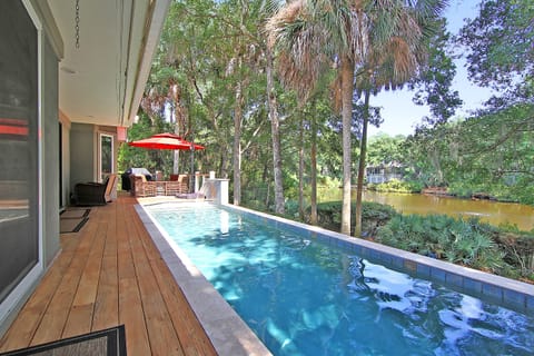 Private Pool Lagoon View