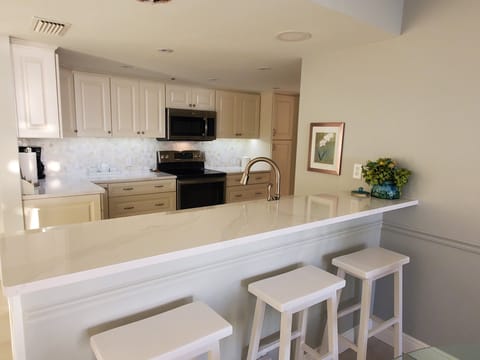 High quality cabinetry, loads of space and well-equipped for the chef/hostess