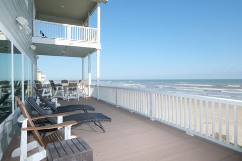 Deck off the family room, kitchen &  master bedroom; unobstructed Gulf views!