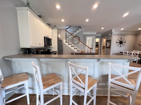 Breakfast bar offers additional dining seating