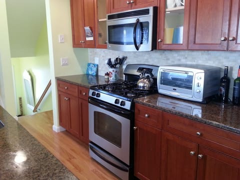 Beautiful Granite Kitchen
