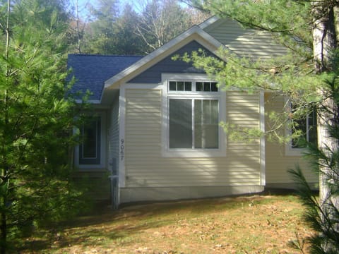 Cute and cozy cottage