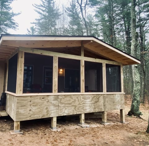 New screened porch, added November 2024.