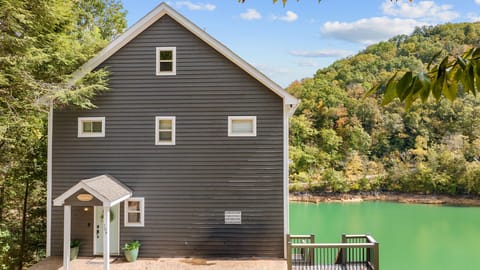 Parking area. No steps to home's main level