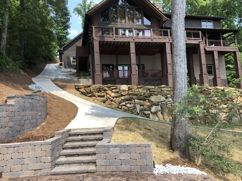 Newly built golf cart path to dock!!!