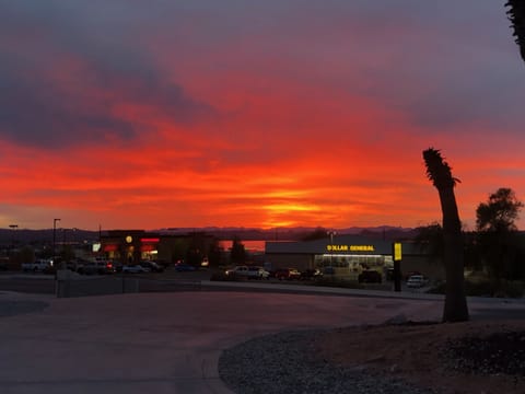 Amazing Havasu sunsets overlooking the lake right outside your front door!