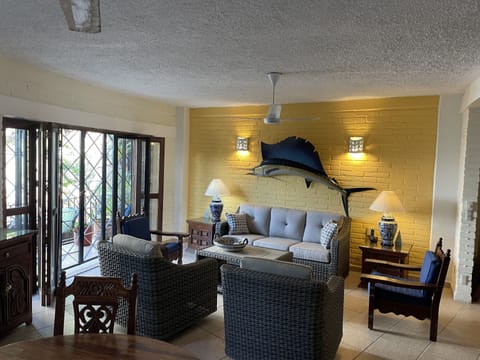 Living/Dining Area