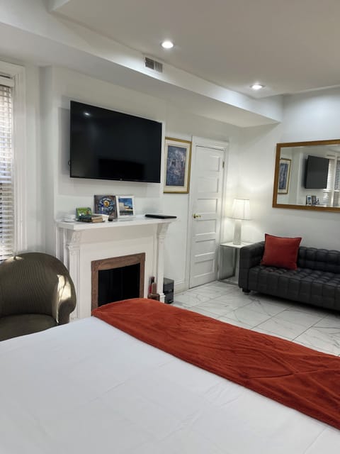King Bed