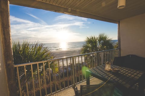 Really is this nice.....
Nautical Watch B9.