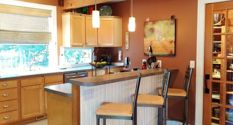 Kitchen - new stainless steal appliances