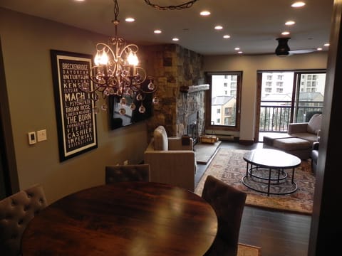 Living room and balcony - view from entry way