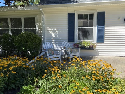 Sitting area in front of house