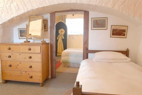 Vault 1 leading into Vault 3