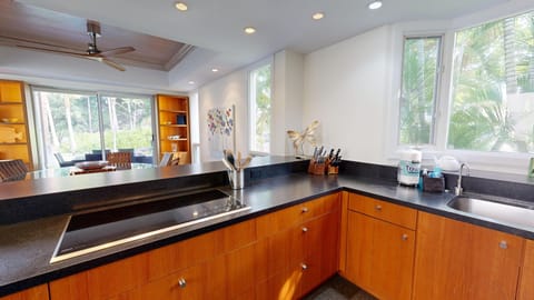 Enjoy preparing delicious island inspired meals. A nice assortment of spices and oils are provided.