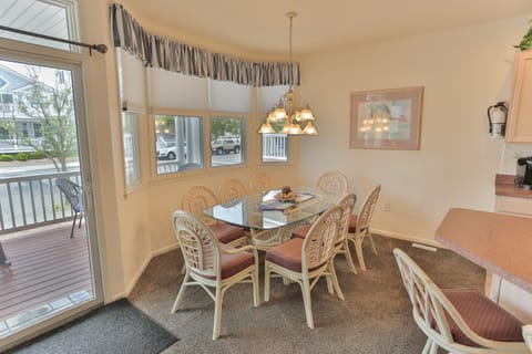 Roomy & breezy dining area. Comfortable chairs. Great lighting w lots of windows