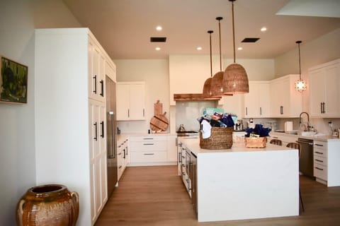 Fully stocked chef's kitchen...icemaker, wine fridge, cappuccino maker, Keurig..