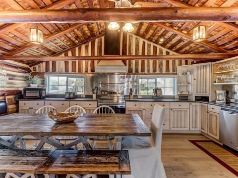 Large kitchen with farm style table - lots of room for a large group!
