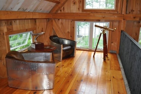 Cozy seating area with views to the lake and the living room.