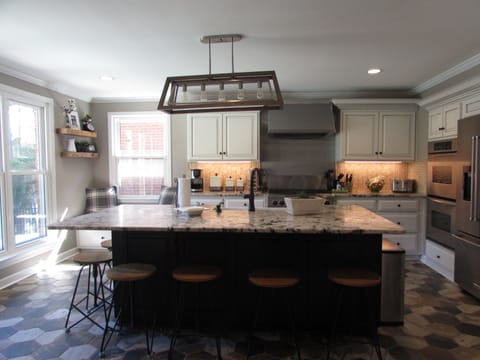 kitchen with bar seating for 6